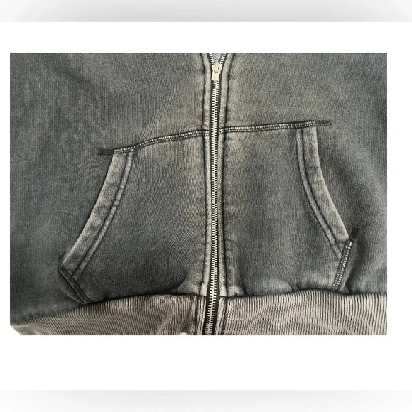 Victoria Secret Pink dark grey zip up size medium - Picture 5 of 7